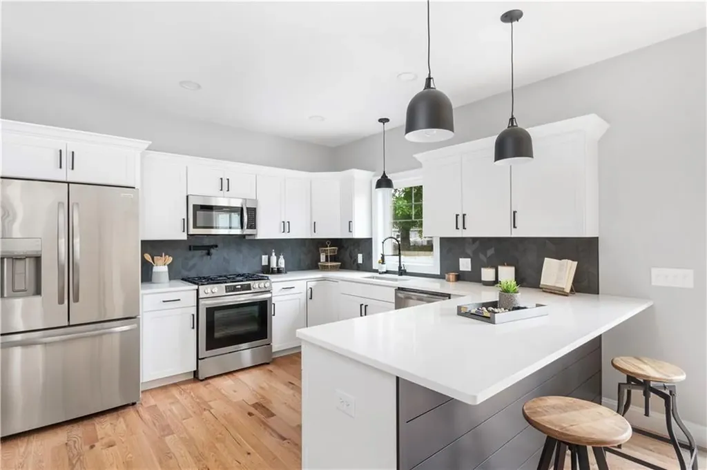 119 Myrtle Avenue Cranston RI 02910