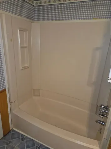 5 Cantaberry Lane Coventry RI 02816