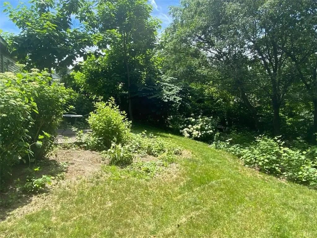 163 Reynolds Avenue Warwick RI 02889