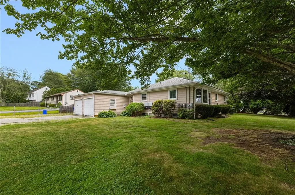 82 Sherry Avenue Bristol RI 02809