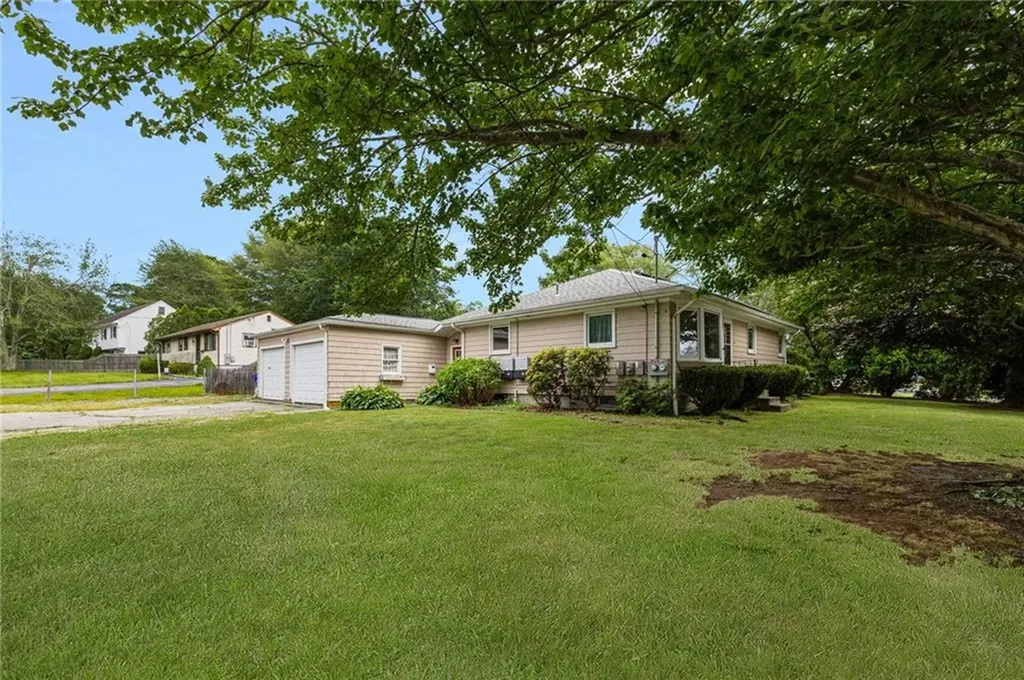 82 Sherry Avenue Bristol RI 02809