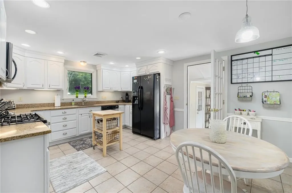82 Sherry Avenue Bristol RI 02809