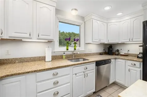 82 Sherry Avenue Bristol RI 02809