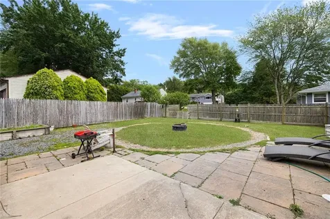 82 Sherry Avenue Bristol RI 02809
