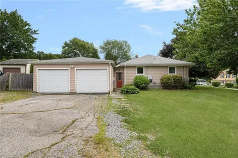 82 Sherry Avenue Bristol RI 02809