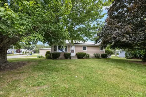 82 Sherry Avenue Bristol RI 02809