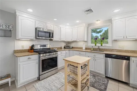 82 Sherry Avenue Bristol RI 02809