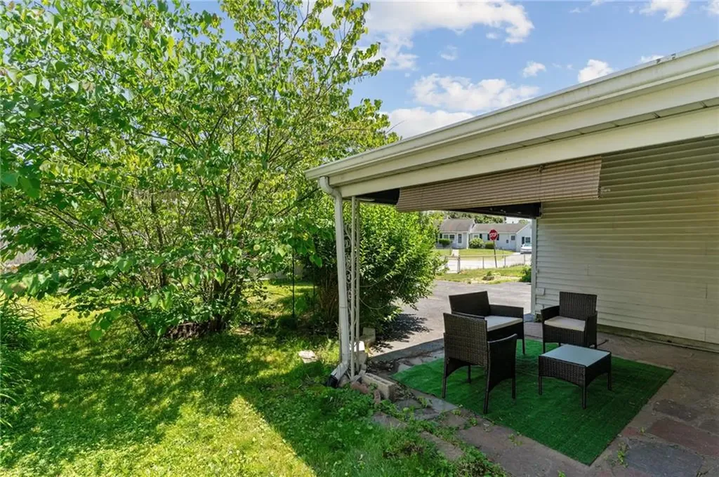 2 Deming Street Pawtucket RI 02861