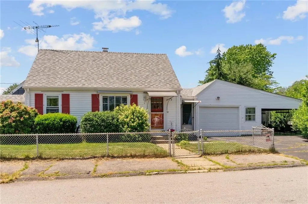 2 Deming Street Pawtucket RI 02861