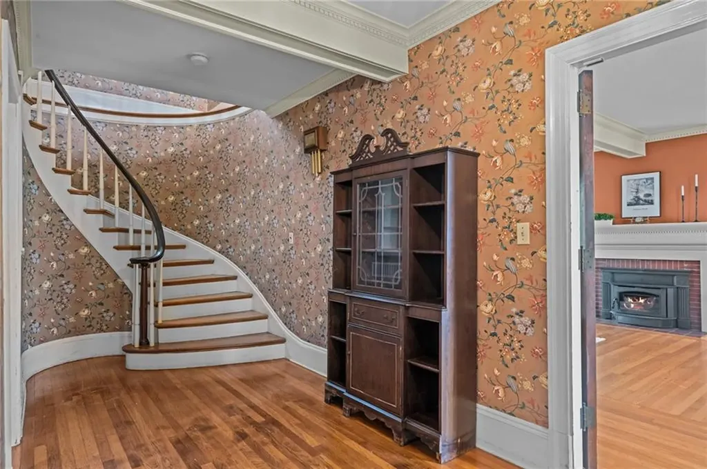 1874 Main Road Tiverton RI 02878