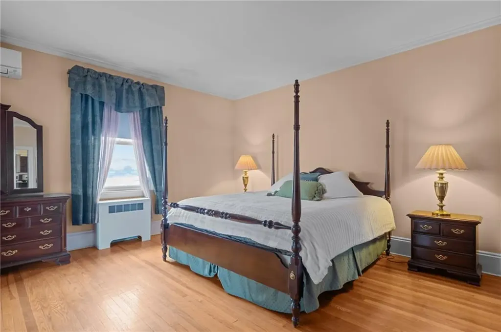 1874 Main Road Tiverton RI 02878