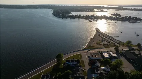 1874 Main Road Tiverton RI 02878