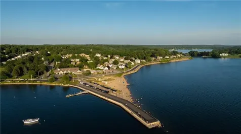 1874 Main Road Tiverton RI 02878