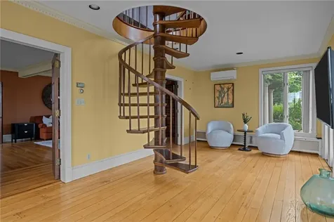 1874 Main Road Tiverton RI 02878