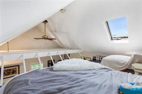 74 Third Street Newport RI 02840