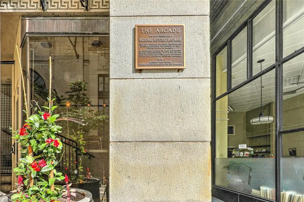 65 Weybosset Street Providence RI 02903