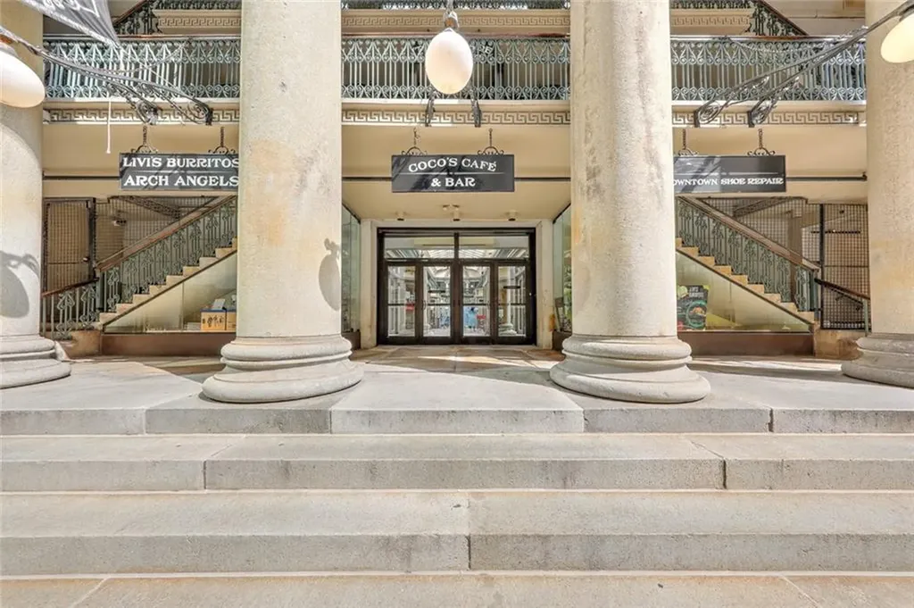 65 Weybosset Street Providence RI 02903