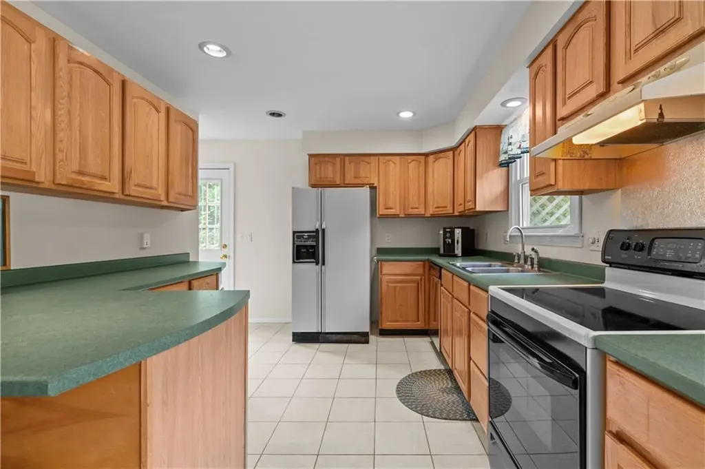 330 Water Street Portsmouth RI 02871