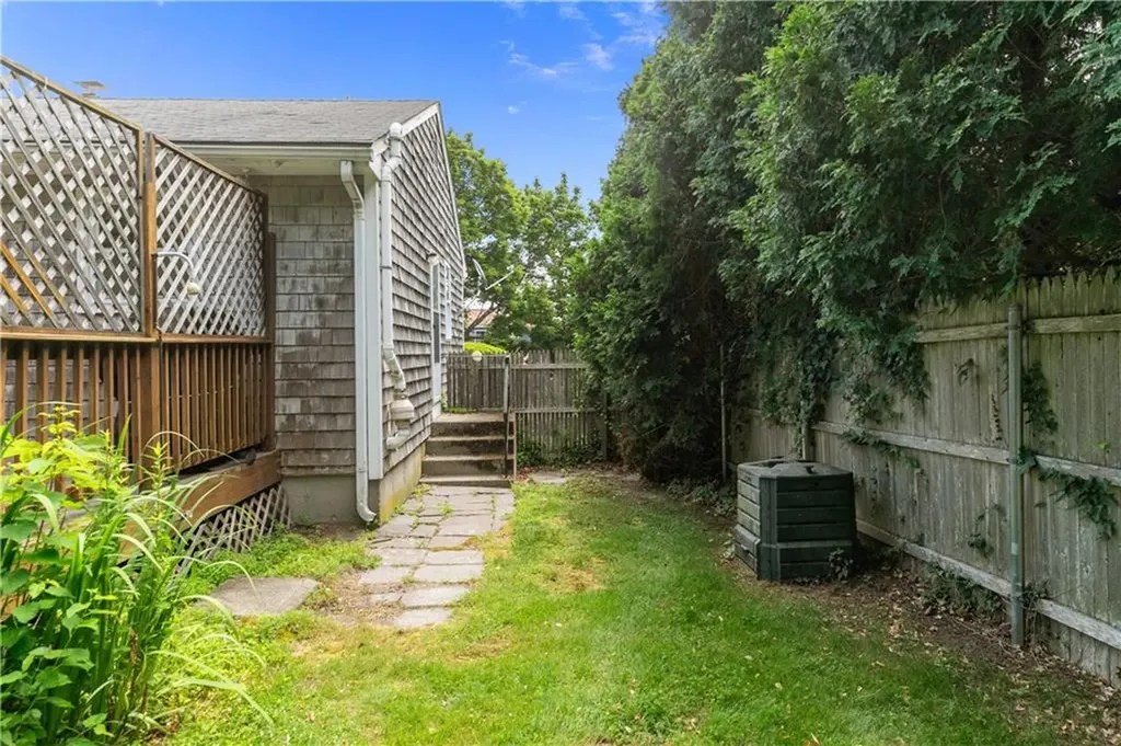 330 Water Street Portsmouth RI 02871