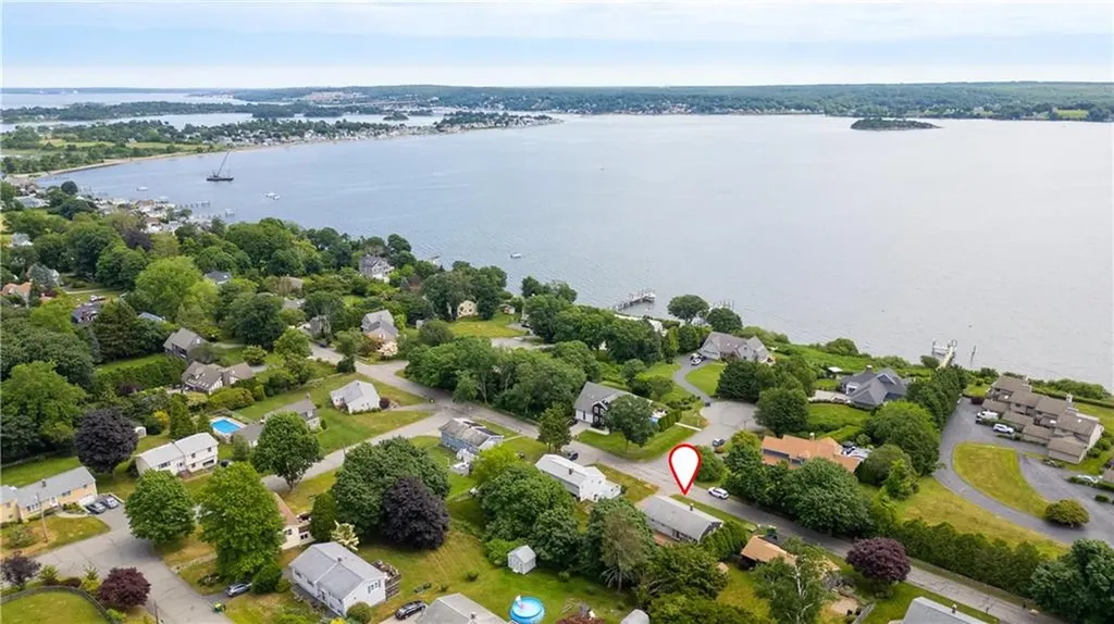 330 Water Street Portsmouth RI 02871