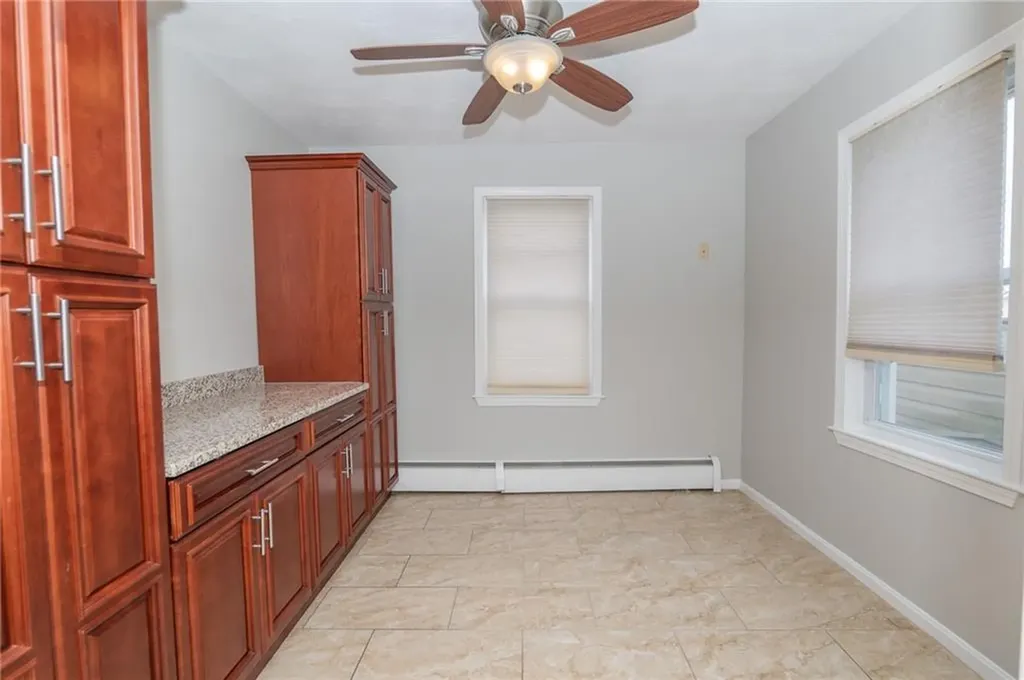 75 Gladstone Street Cranston RI 02920