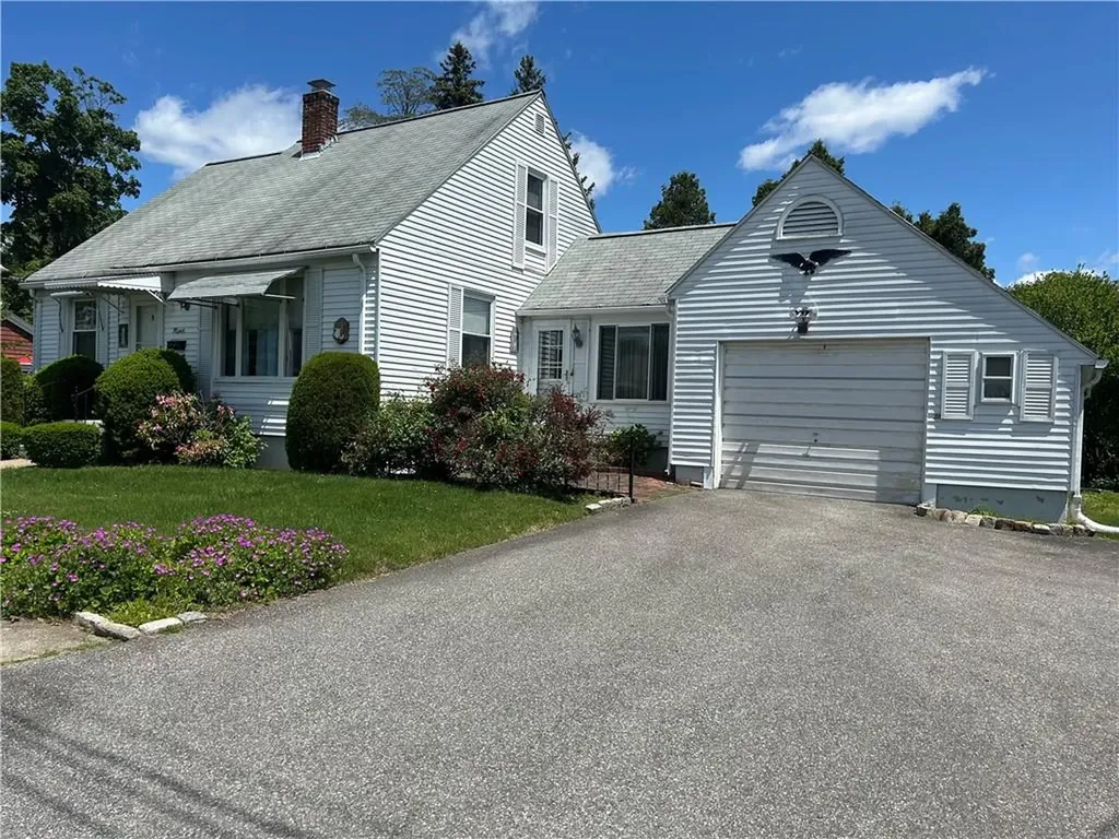 9 Linden Drive West Warwick RI 02893