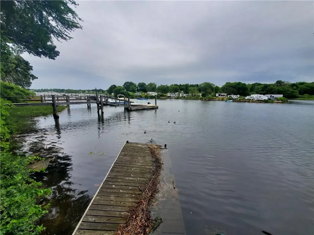 238 Wood Hill Road Narragansett RI 02882