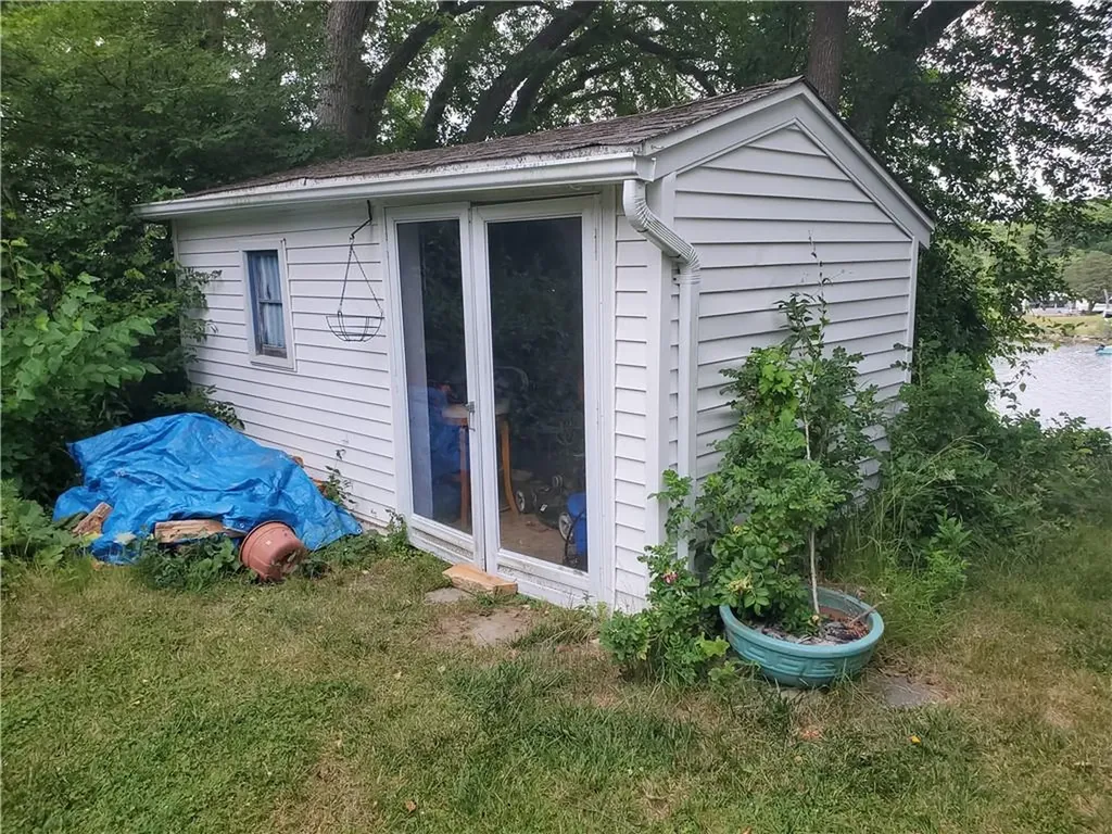 238 Wood Hill Road Narragansett RI 02882