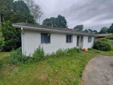 238 Wood Hill Road Narragansett RI 02882