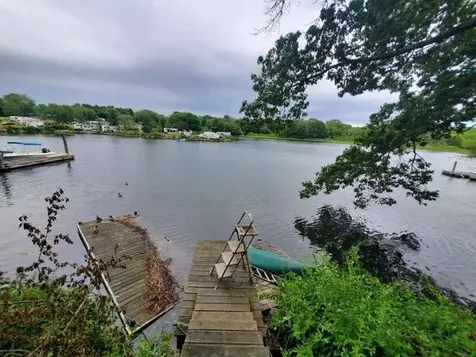 238 Wood Hill Road Narragansett RI 02882