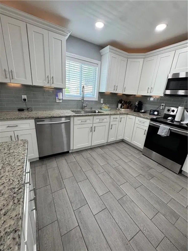 12 Gail Avenue Cranston RI 02905
