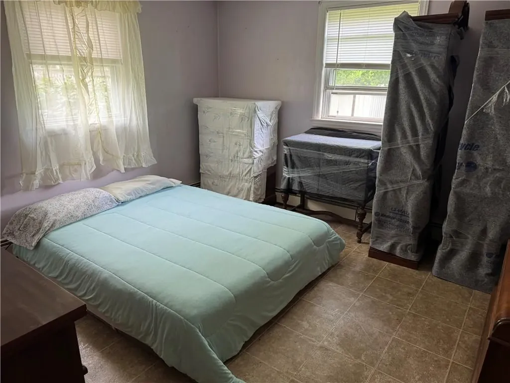 6 Sherwood Avenue Warwick RI 02888