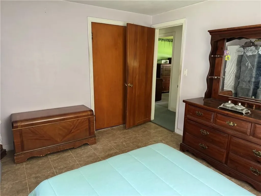 6 Sherwood Avenue Warwick RI 02888