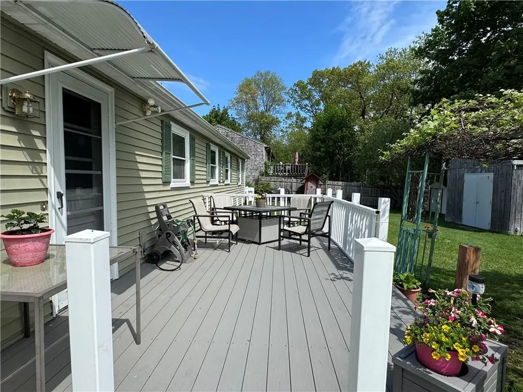 6 Sherwood Avenue Warwick RI 02888
