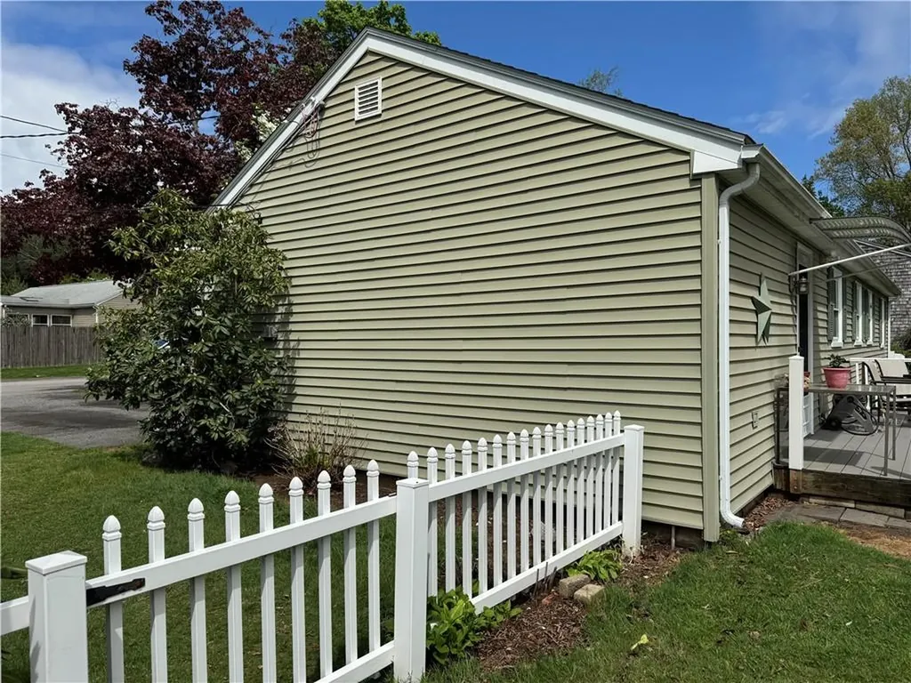 6 Sherwood Avenue Warwick RI 02888