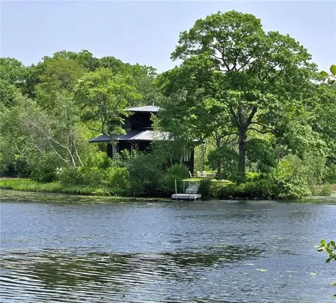 17 Jamaica Way North Kingstown RI 02852