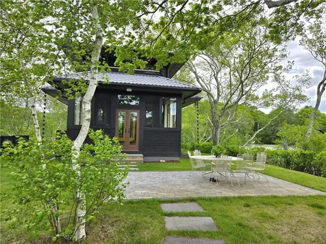 17 Jamaica Way North Kingstown RI 02852