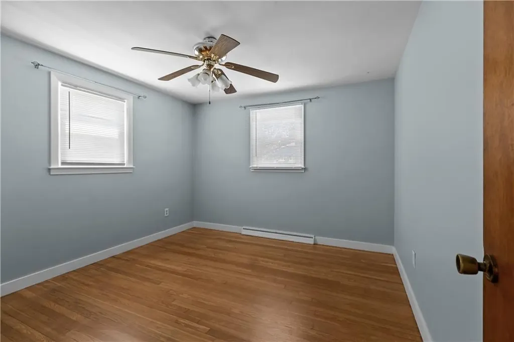 19 Murphy Circle Middletown RI 02842