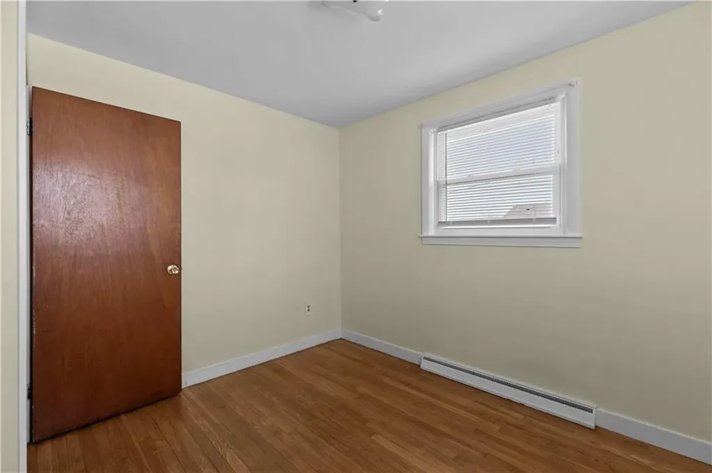 19 Murphy Circle Middletown RI 02842