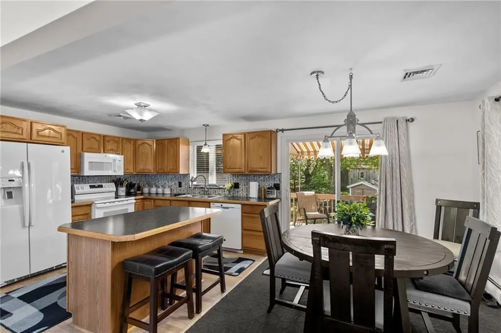 5 Haywood Road Coventry RI 02816