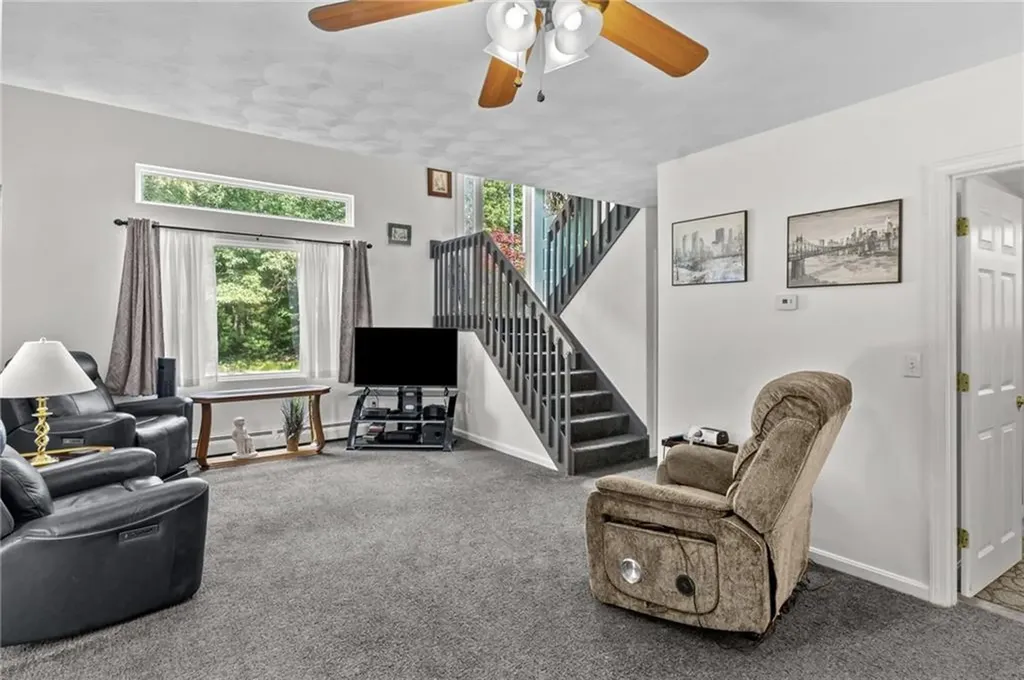 5 Haywood Road Coventry RI 02816