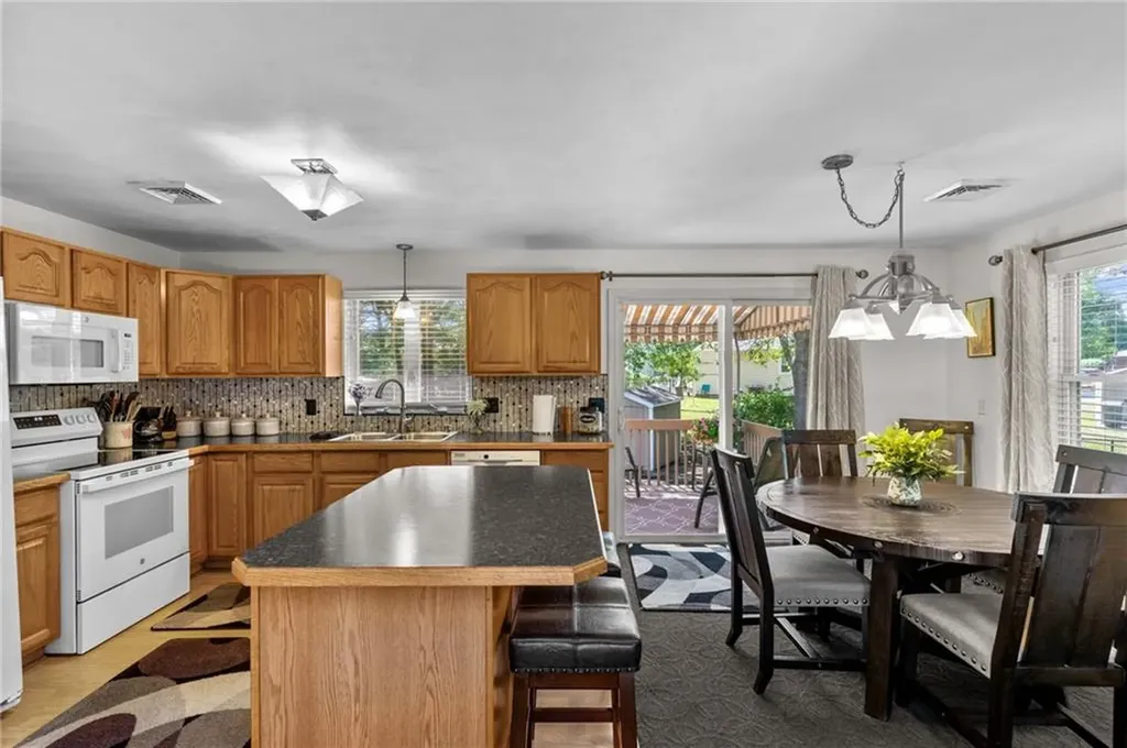 5 Haywood Road Coventry RI 02816