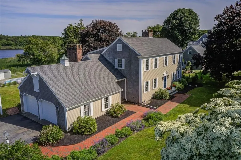 47 Fallon Drive Westport MA 02790
