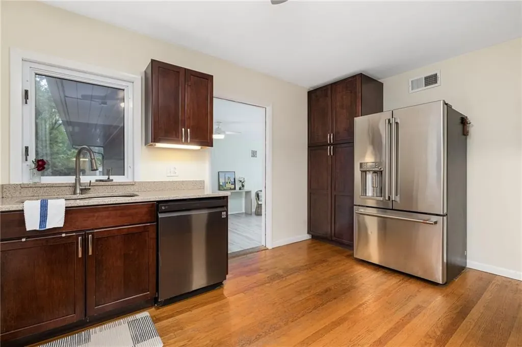 14 Twin Oak Drive Warwick RI 02889
