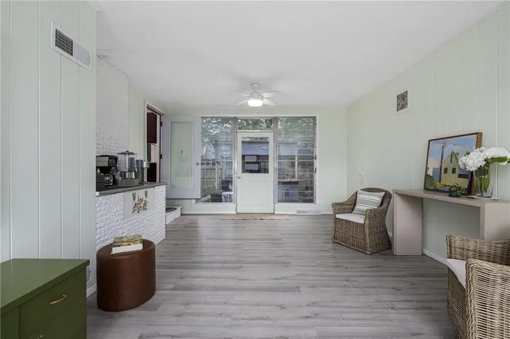 14 Twin Oak Drive Warwick RI 02889
