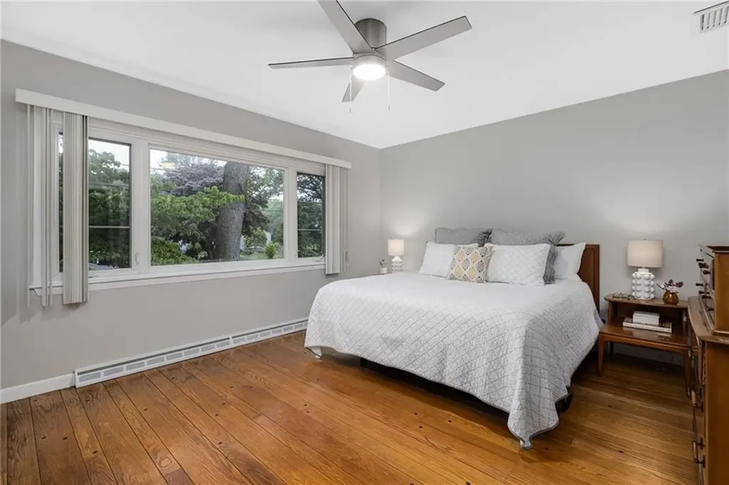 14 Twin Oak Drive Warwick RI 02889