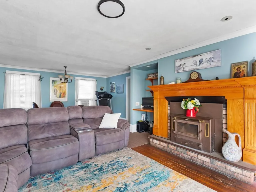 70 Harris Street Coventry RI 02816