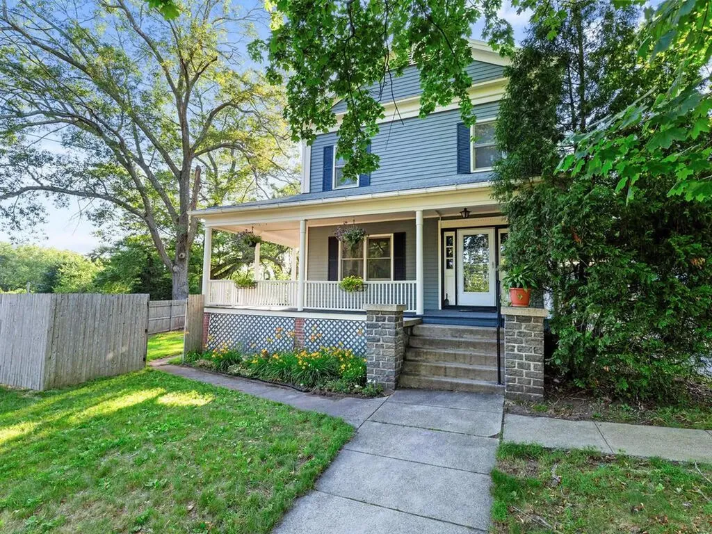 70 Harris Street Coventry RI 02816