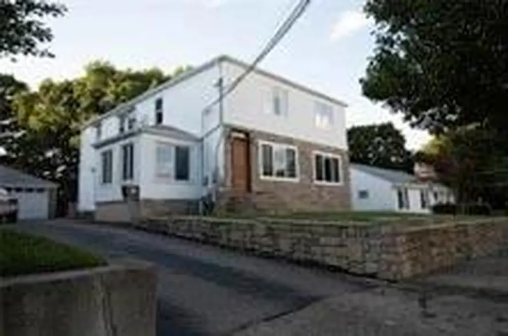 66 Aetna Street Central Falls RI 02863