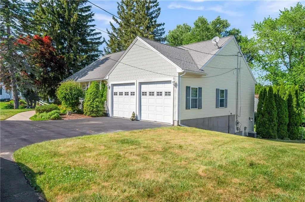 2985 Mendon Road Cumberland RI 02864